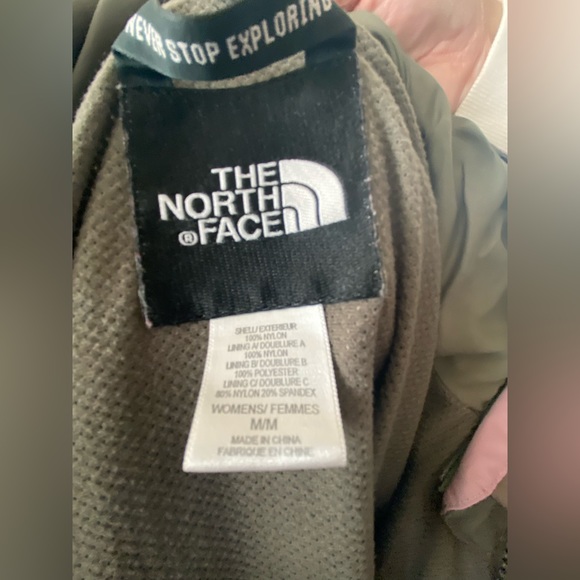 North Face Woman’s Jacket - Picture 3 of 3